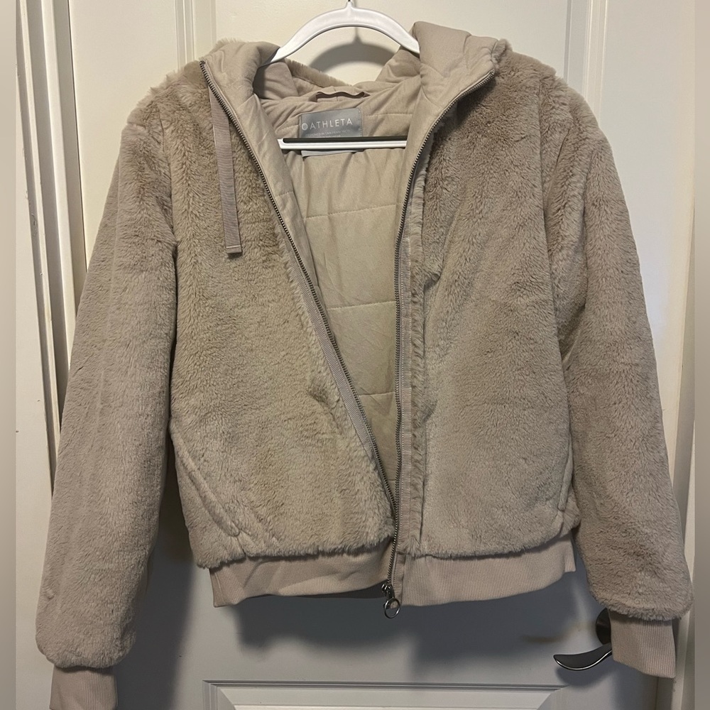 NEW with Tags - Athleta Ritual Jacket - Cozy Faux Fur - Size M